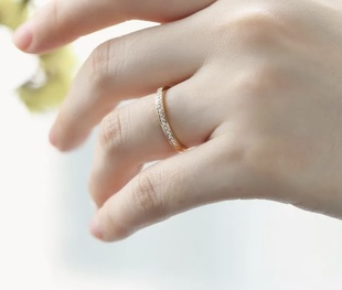 Zlatý prsten Briliant Gold